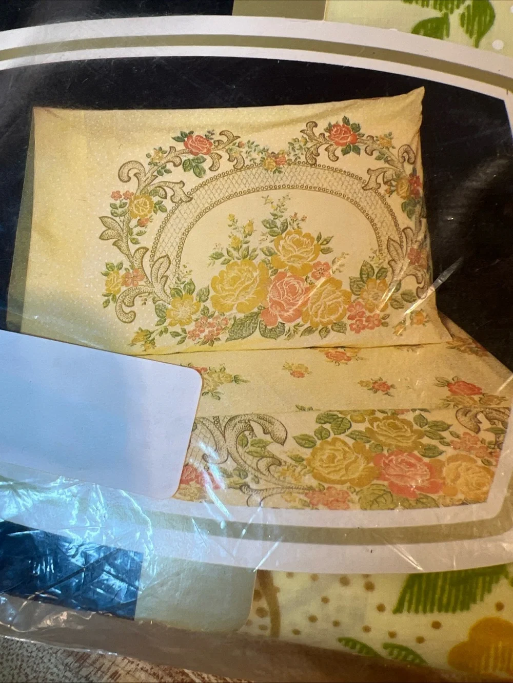 JC Penney No Iron Percale Floral Bright Mustard Twin Sheet Set Pillow Cases NOS